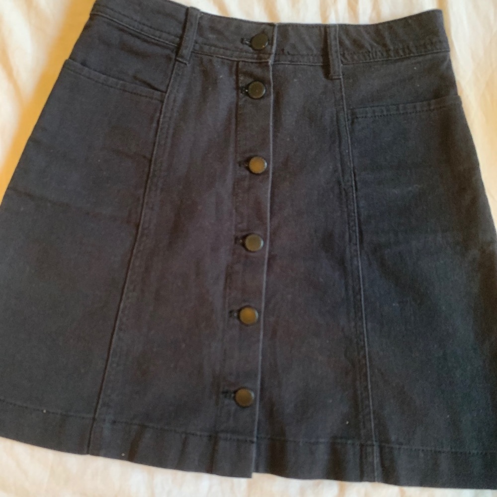 H&M Black Skirt.